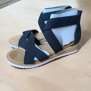 Skechers Women's BOBS Desert Kiss Sandal Braided Criss-Cross Black 6